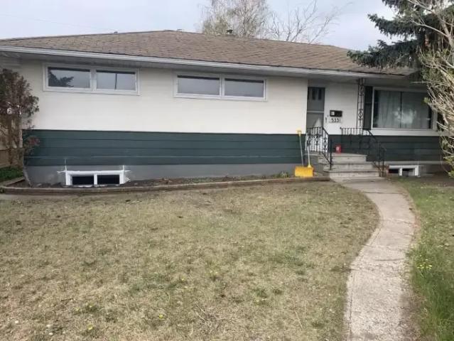 4 Bedroom House Calgary AB 104182560