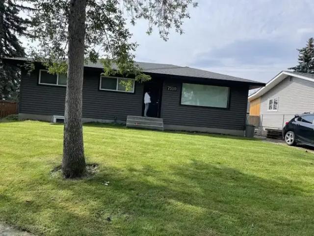 4 Bedroom House Calgary AB 104183309