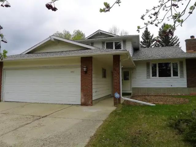 4 Bedroom House Calgary AB 104257273