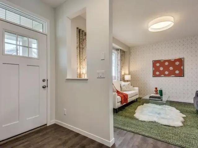 4 Bedroom House Calgary AB 104292209