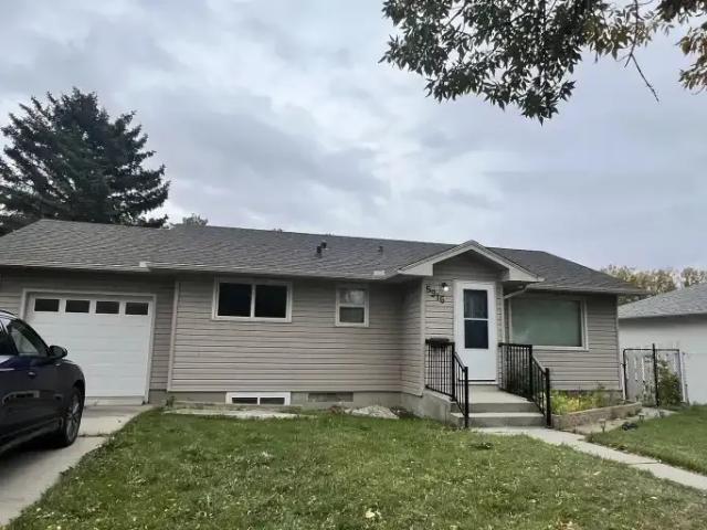 4 Bedroom House Calgary AB 105716040