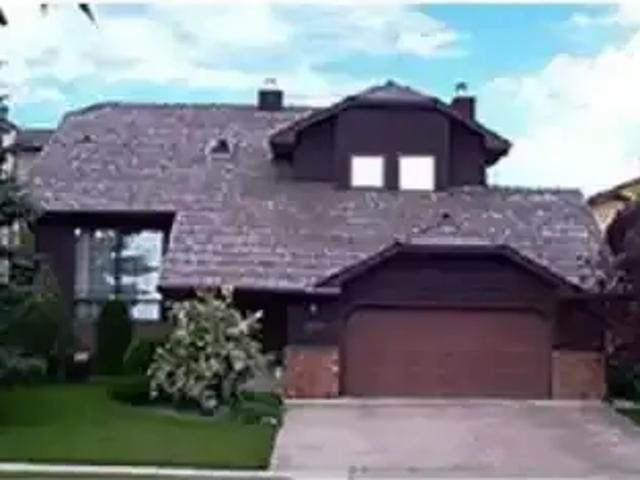 4 Bedroom House Calgary AB 105309249