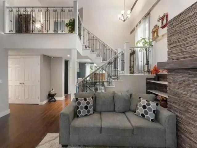 4 Bedroom House Airdrie AB 104181705