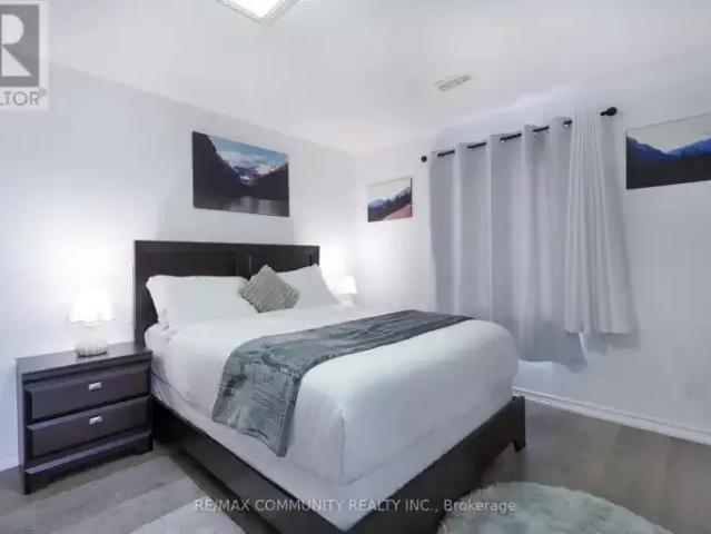 4 Bedroom House Ajax ON LS102306675
