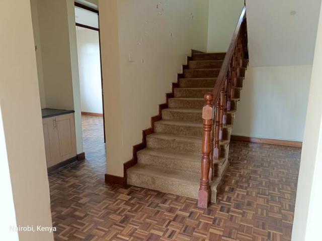 4 Bedroom House all en suite for Sale in Kitisuru at Kes 26.5M