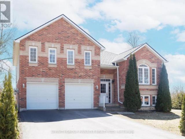 4 Bedroom House Brock Beaverton ON 90559316