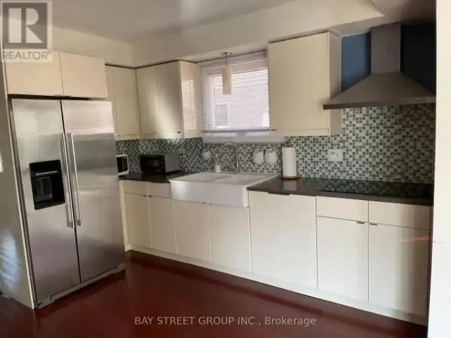 4 Bedroom House Burlington ON 102339105