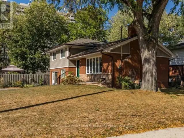 4 Bedroom House Burlington ON 103011906