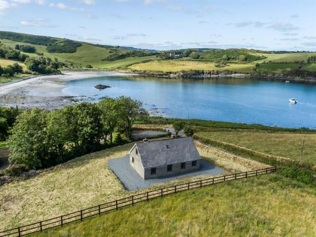 4 Bedroom House Glandore Co Cork 72356387