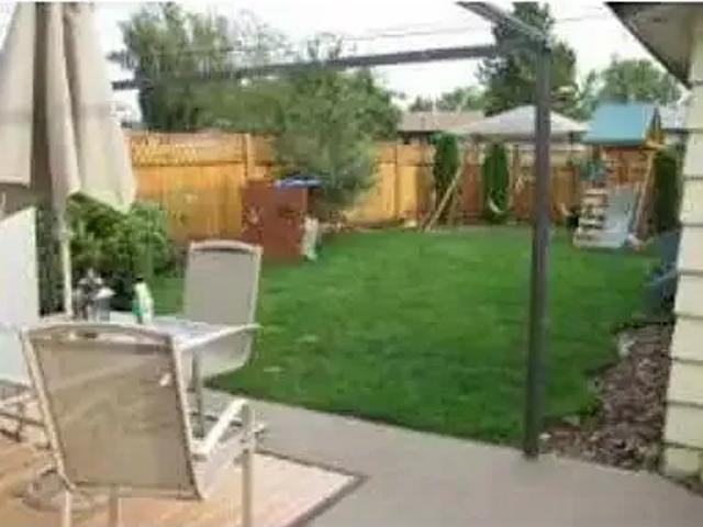4 Bedroom House Edmonton AB 102845611