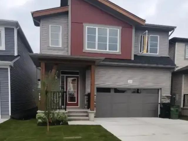 4 Bedroom House Edmonton AB 102951785