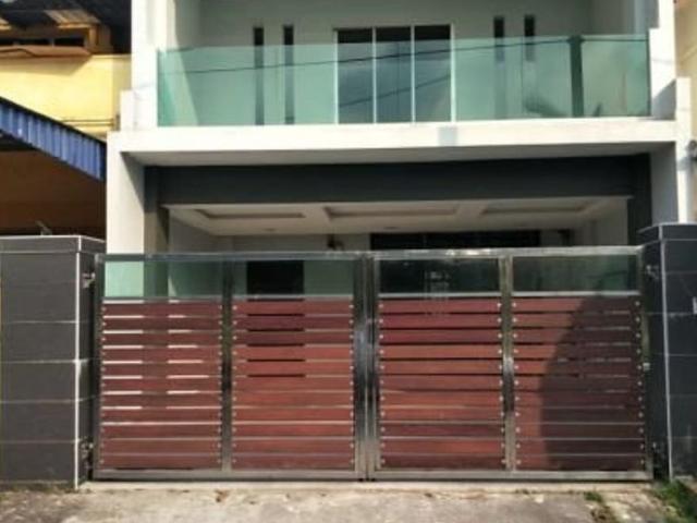 4 Bedroom House for rent in Taman Ehsan Jaya, Johor