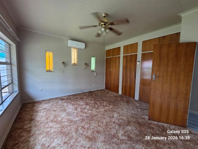 4 Bedroom House For Sale in Carletonville Central