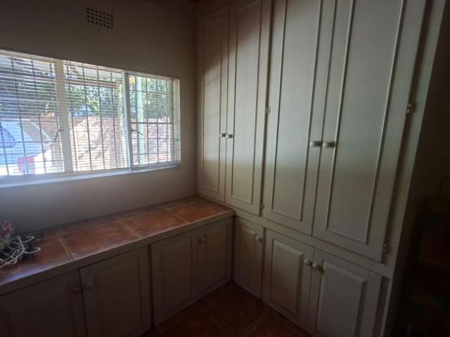 4 Bedroom House For Sale in Chroompark