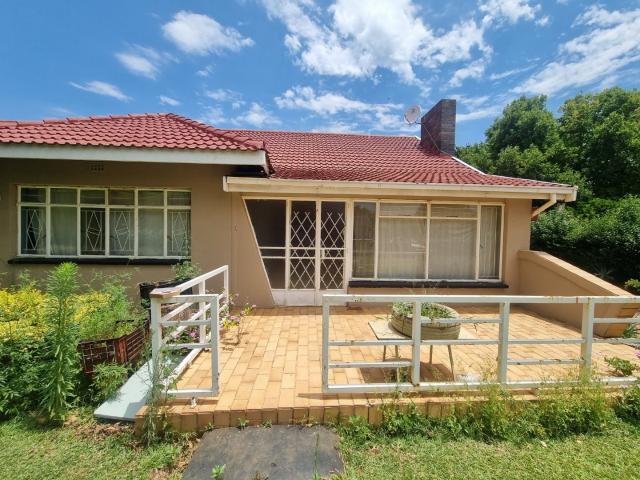 4 Bedroom House For Sale in Adamayview
