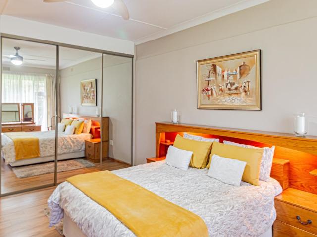4 Bedroom House For Sale in Alberante