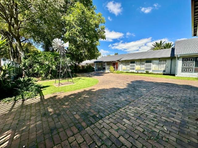 4 Bedroom House For Sale in Allen Grove