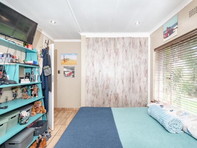 4 Bedroom House For Sale in Allen Grove