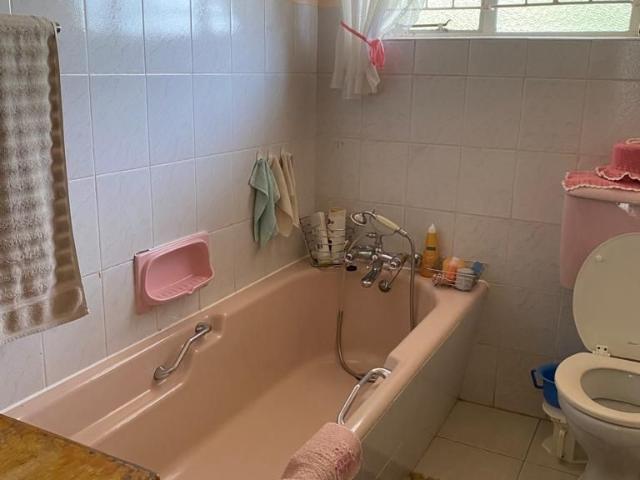 4 Bedroom House For Sale in Bo dorp