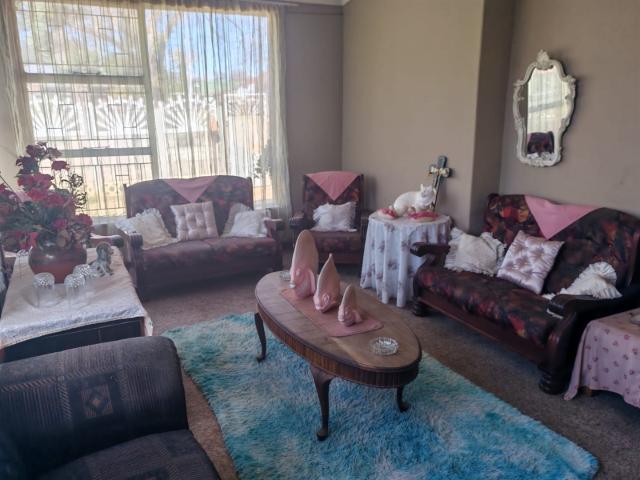 4 Bedroom House For Sale in Boksburg North