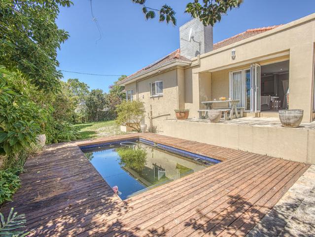 4 Bedroom House For Sale in Bonnie Doon