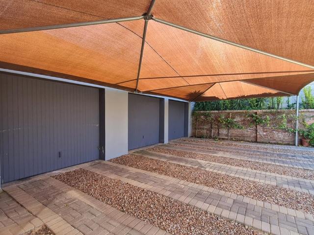 4 Bedroom house for sale in Bonnievale