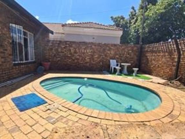 4 Bedroom House For Sale in Booysens