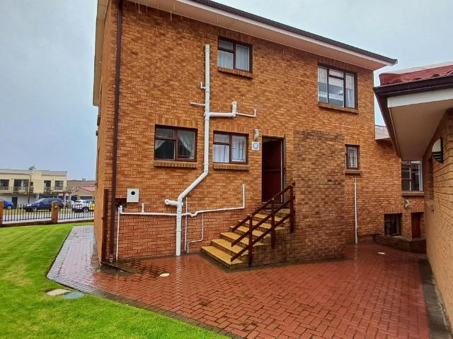 4 Bedroom house for sale in Bayview, Hartenbos