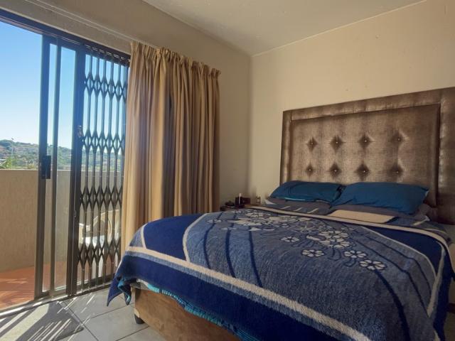 4 Bedroom House For Sale in Bassonia