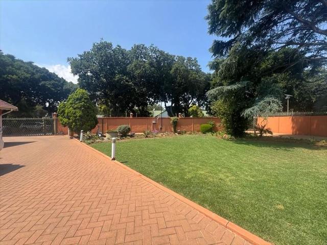 4 Bedroom House For Sale in Beyers Park