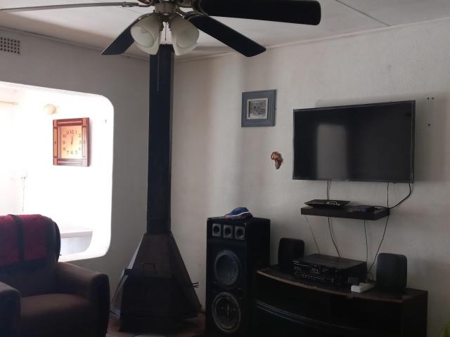 4 Bedroom House For Sale in Belhar