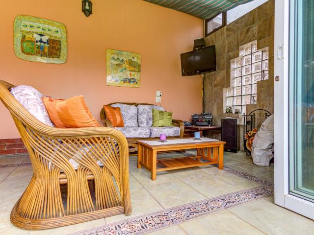 4 Bedroom House For Sale in Birchleigh