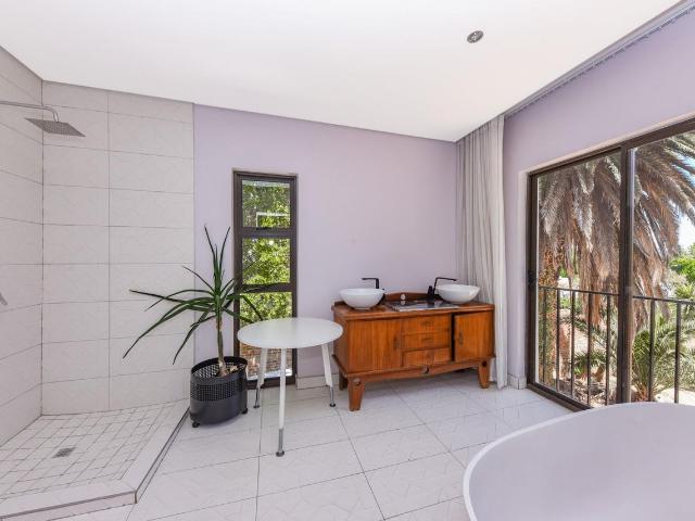 4 Bedroom House For Sale in Bramley