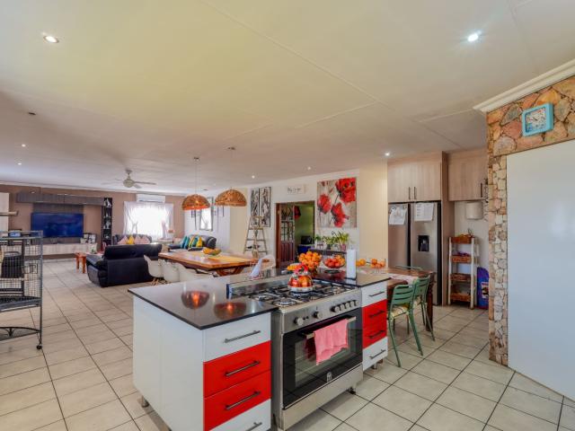 4 Bedroom House For Sale in Bronkhorstspruit Rural