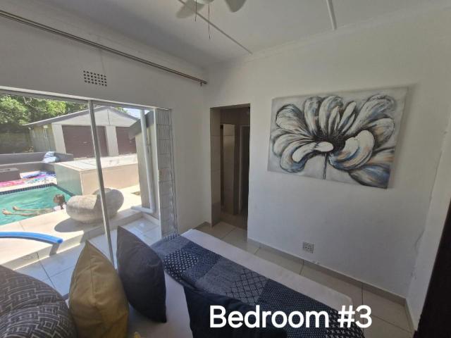 4 Bedroom House For Sale in Gonubie