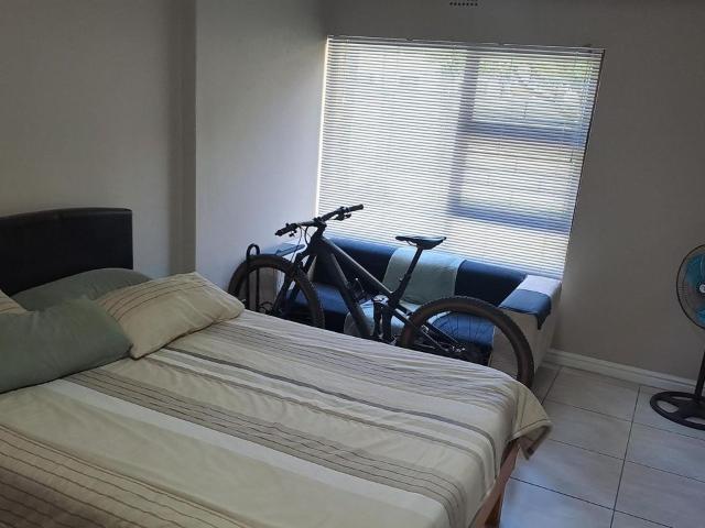 4 Bedroom House For Sale in George South