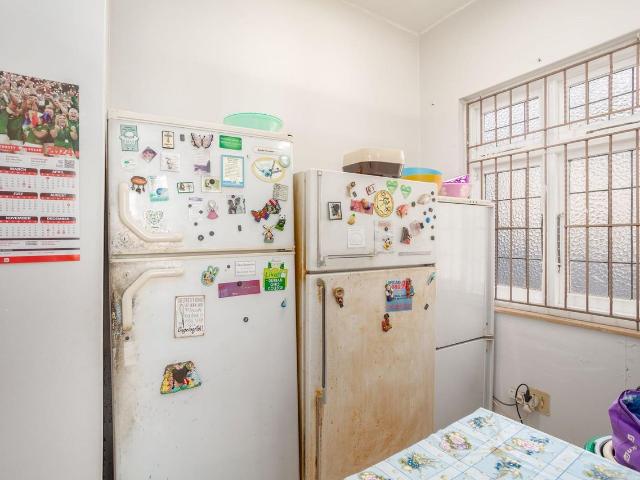 4 Bedroom House For Sale in Glenwood