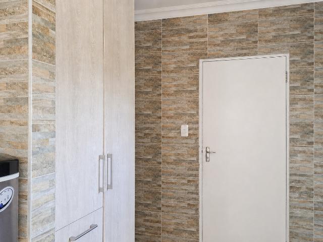 4 Bedroom House For Sale in Groot Brakrivier Central
