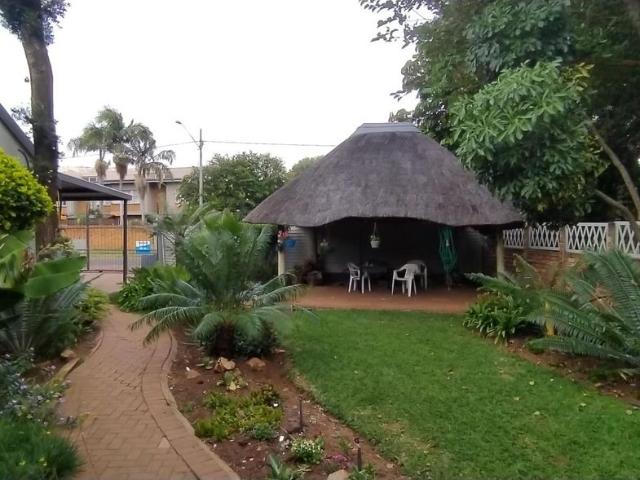 4 Bedroom house for sale in Dorandia, Pretoria