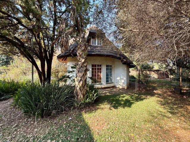 4 Bedroom House For Sale in Doringkloof