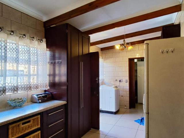4 Bedroom House For Sale in Dalpark Ext 11