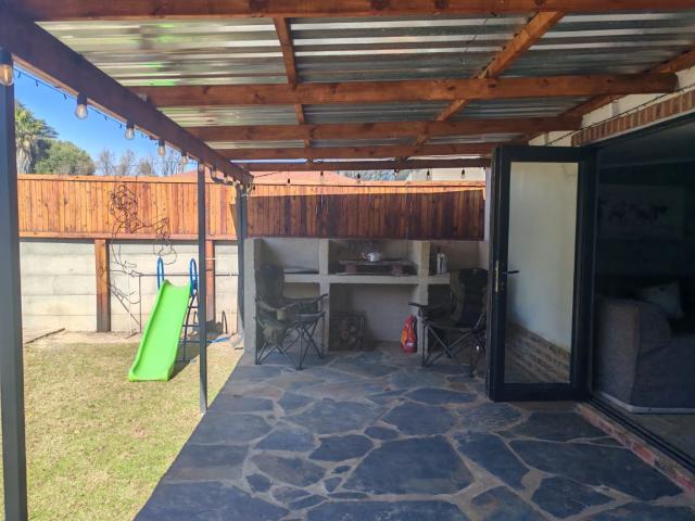 4 Bedroom House For Sale in Dalview