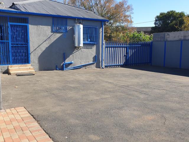 4 Bedroom House For Sale in Dalview
