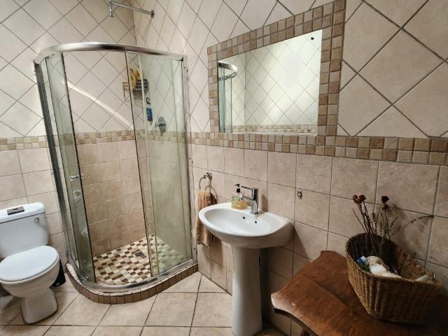 4 Bedroom House For Sale in Dan Pienaar