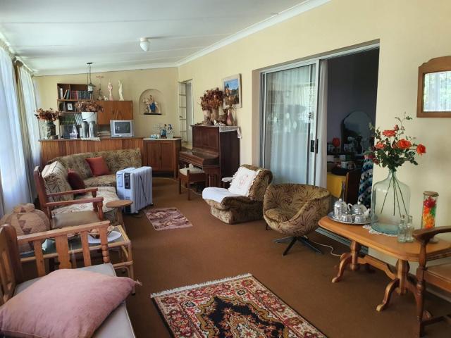 4 Bedroom House For Sale in Dewetsdorp
