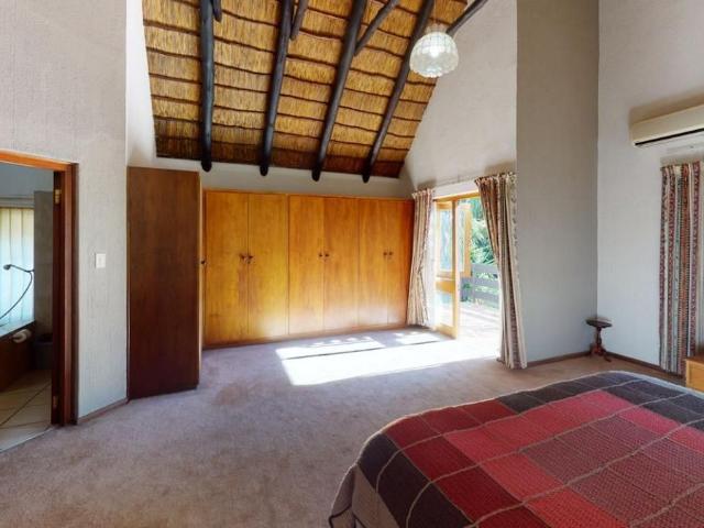 4 Bedroom house for sale in Die Rand, Upington