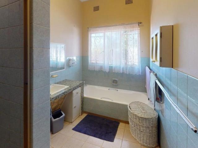 4 Bedroom house sold in Die Rand, Upington