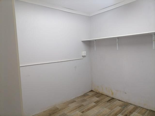 4 Bedroom House For Sale in Elandsheuwel