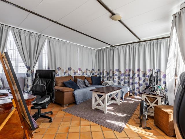 4 Bedroom House For Sale in Elarduspark