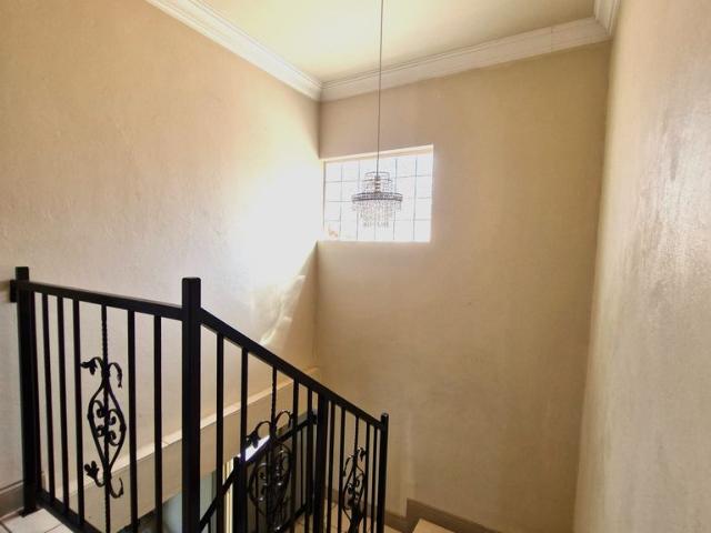 4 Bedroom House For Sale in Equestria
